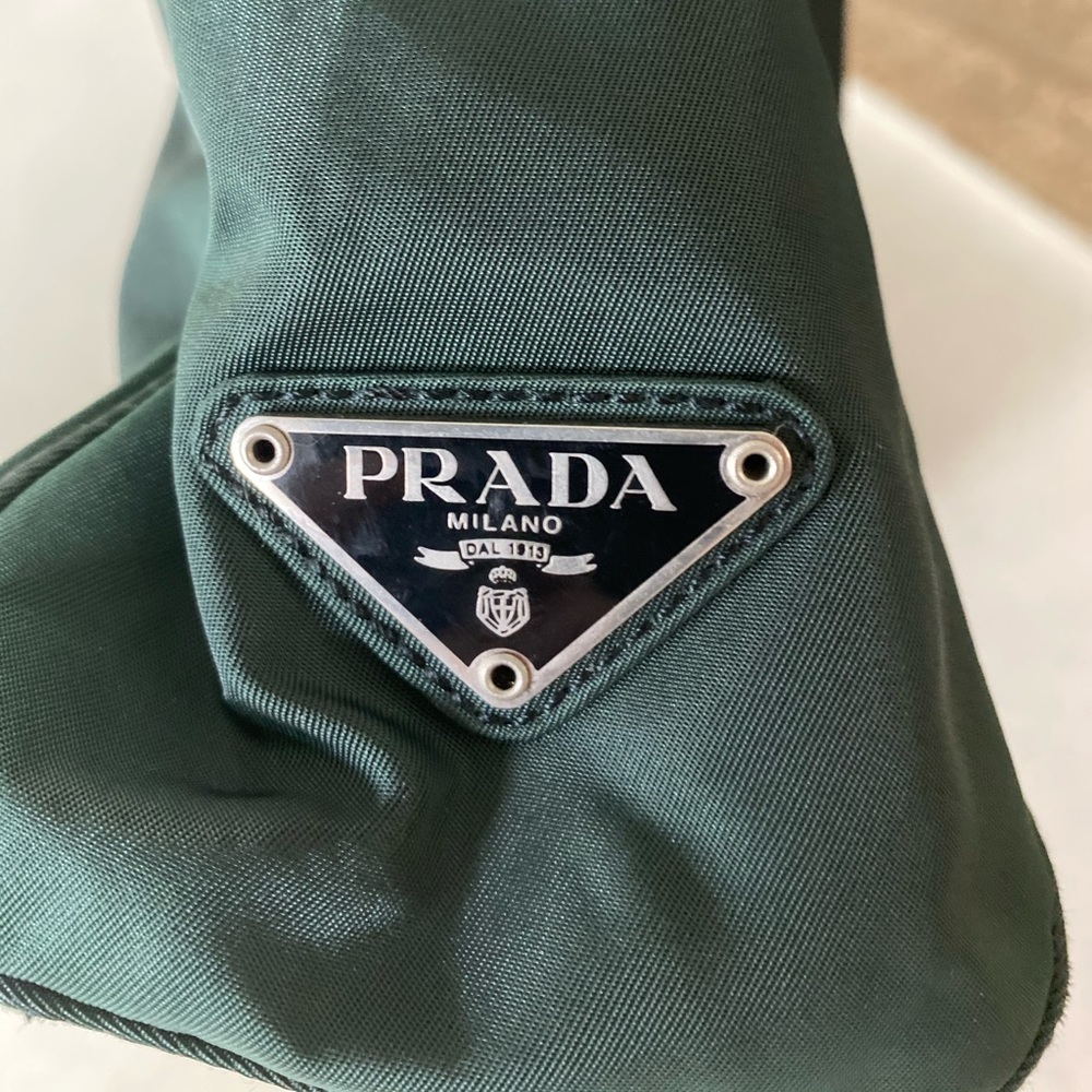 Prada hard handle tote bag - 100% authentic - Picture 2 of 14